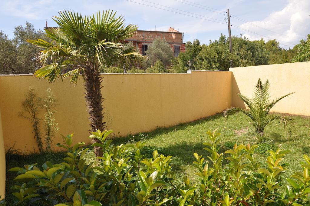 Apartments Villa-G Lustica Tivat Exterior photo