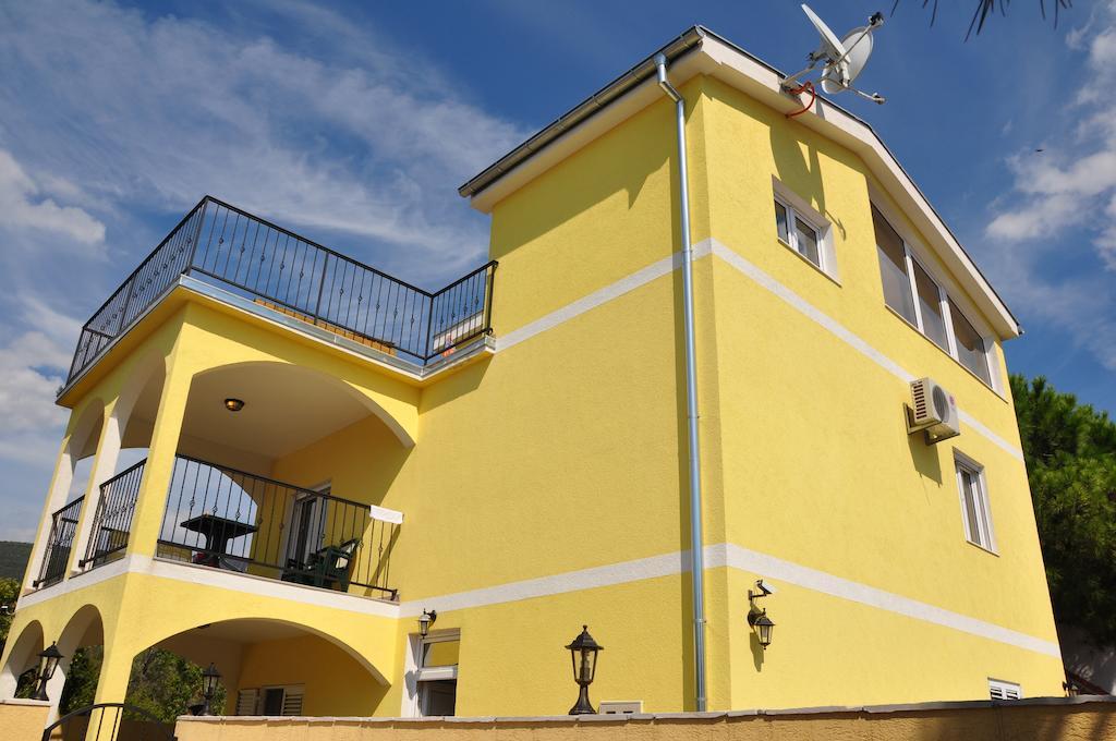 Apartments Villa-G Lustica Tivat Exterior photo