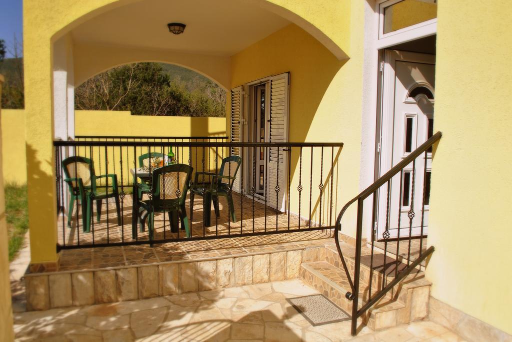 Apartments Villa-G Lustica Tivat Exterior photo